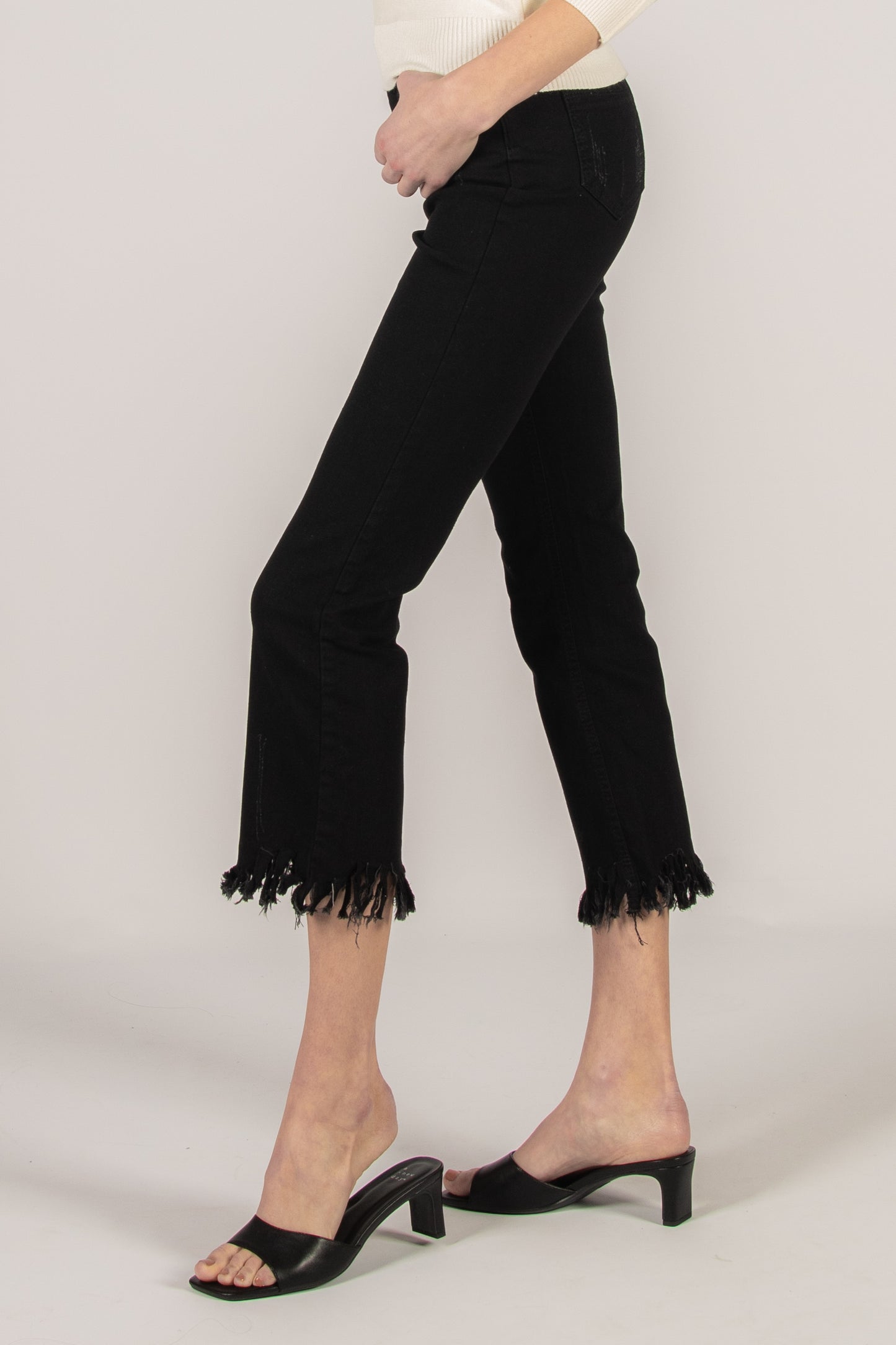 Stretch Fringe Bottom Jeans